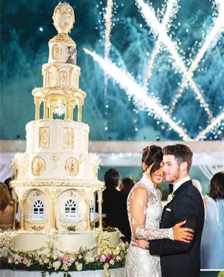 7 Most Expensive Wedding Cake Of Celebrities!