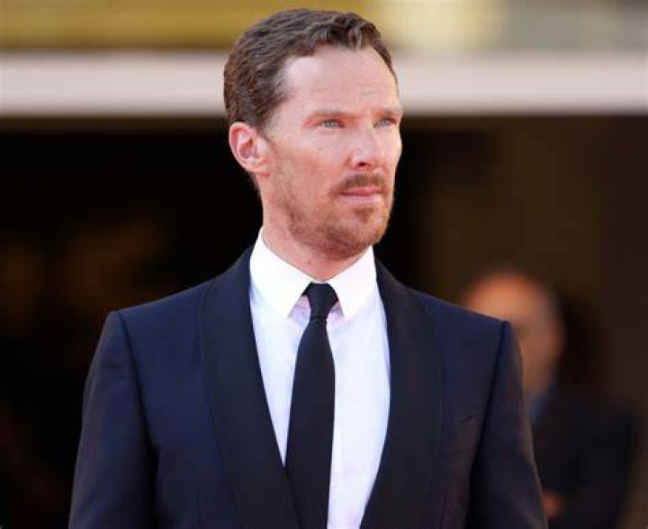 Benedict Cumberbatch: Cats ‘just wander around looking really unimpressed’