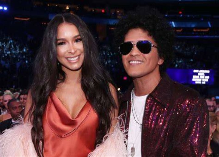 Are Bruno Mars and Girlfriend Jessica Caban Expecting? Find out here… Bruno Mars and Girlfriend Jessica Caban
