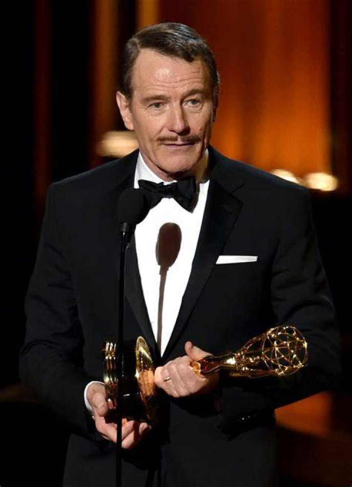 Bryan Cranston with his award