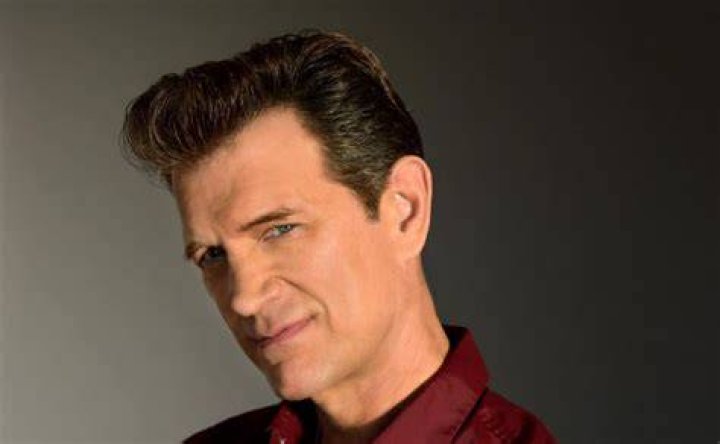 Chris Isaak Bio (Wiki) 