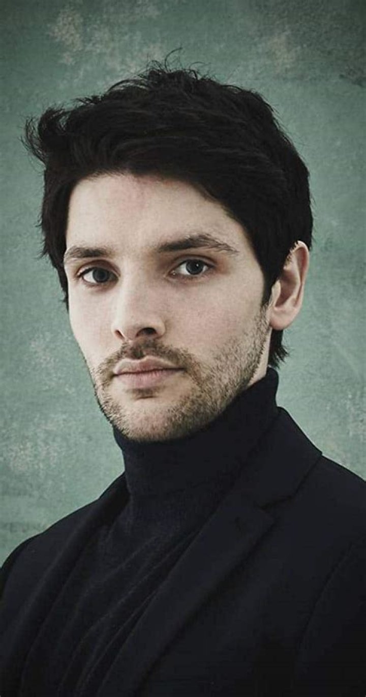 Colin Morgan Bio (Wiki) 