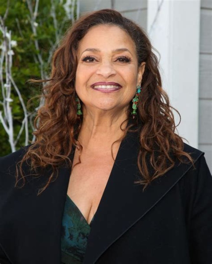 Debbie Allen posing for a photo shoot