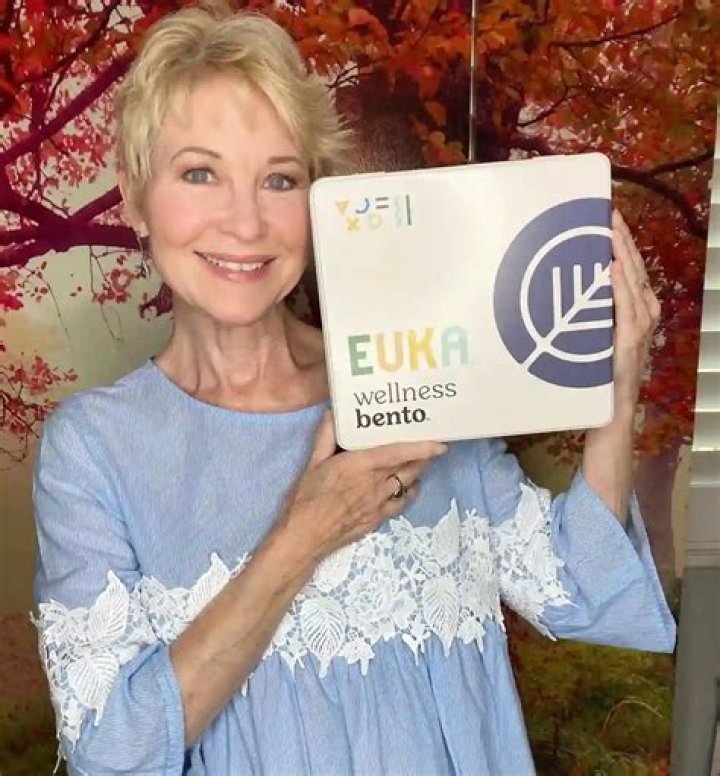 Dee Wallace - Age, Family, Bio