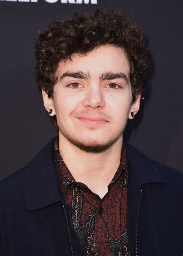 Elliot Fletcher Bio (Wiki) 