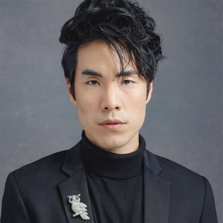 Eugene Lee Yang Bio (Wiki) 