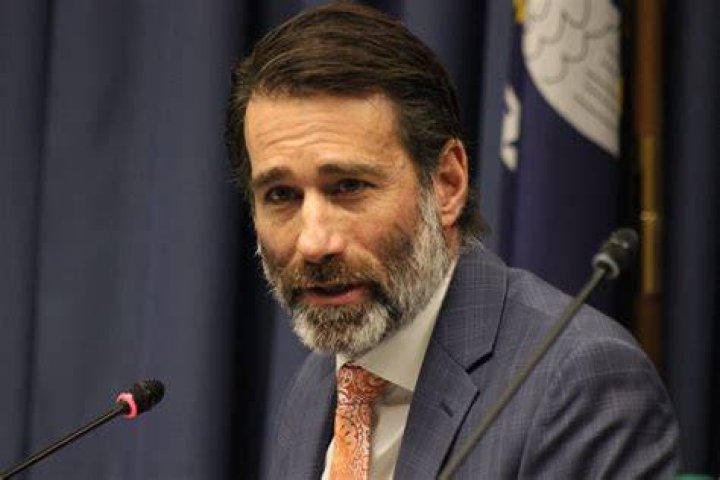 Garret Graves photo