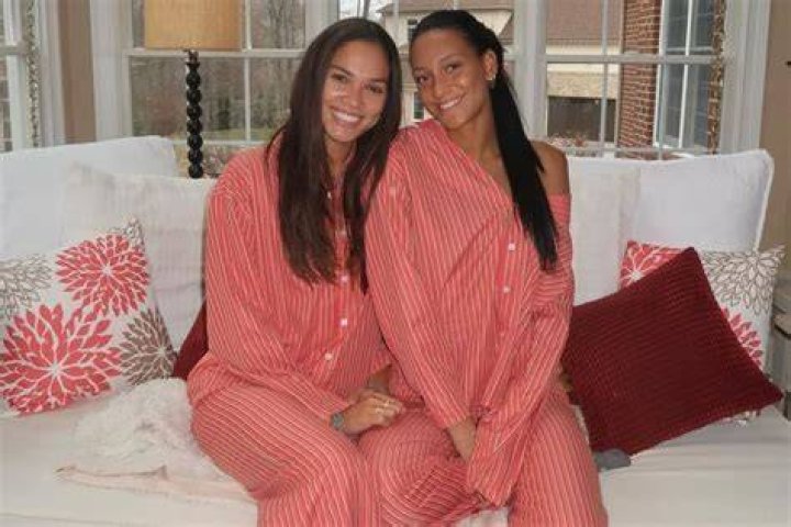 Harper Murray Sister