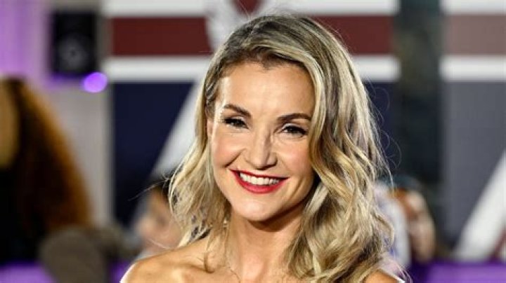 helen skelton