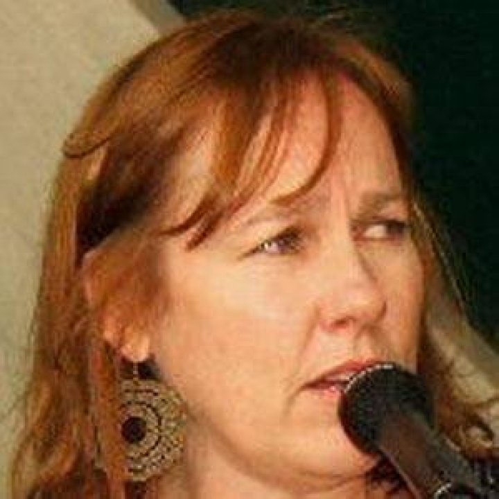 Iris Dement - Age, Family, Bio