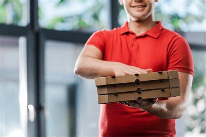 Is being a pizza delivery driver safe?