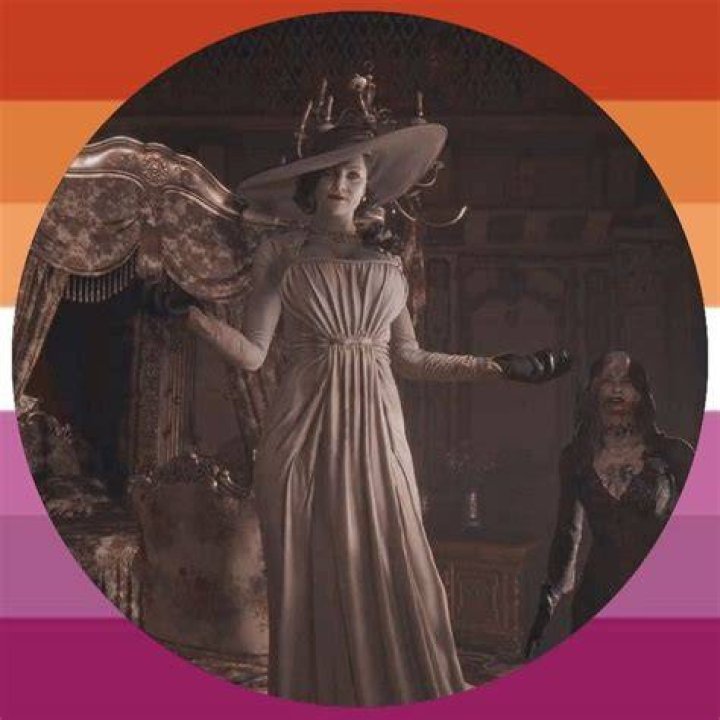 Is Lady Dimitrescu lesbian?