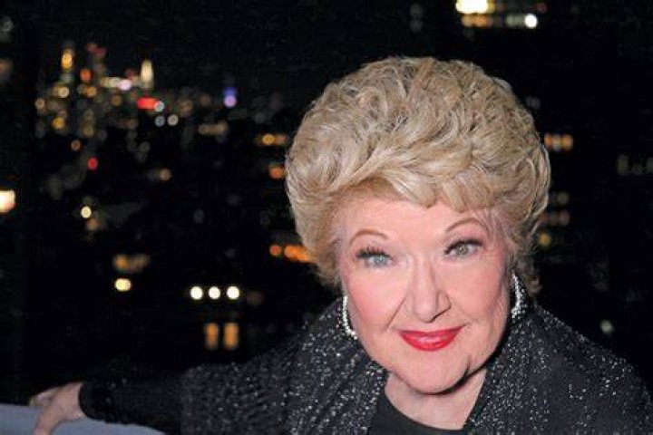 Is Marilyn Maye a lesbian?