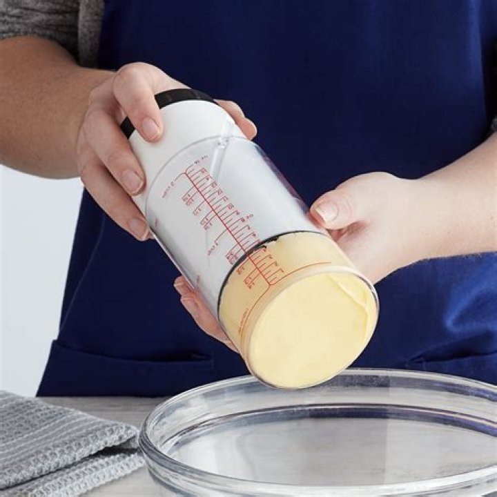 Is OXO measuring cup microwave safe?