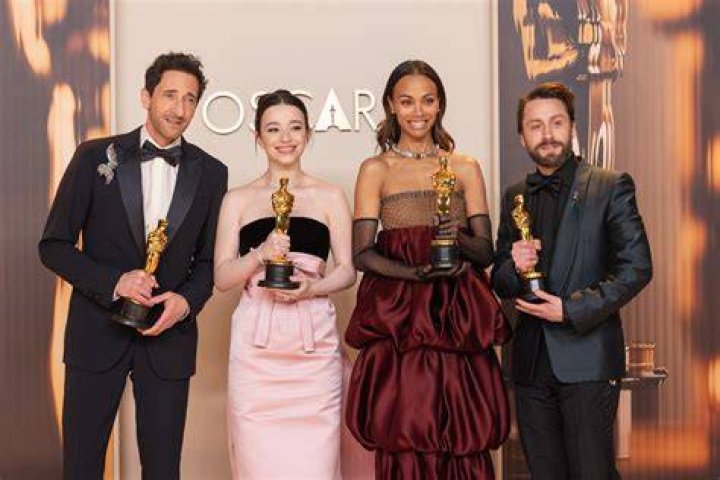 It Took Oscars 50 Years To Apologize to Native American Actress Sacheen Littlefeather! It Took Oscars 50 Years To Apologize to Native American Actress Sacheen Littlefeather!