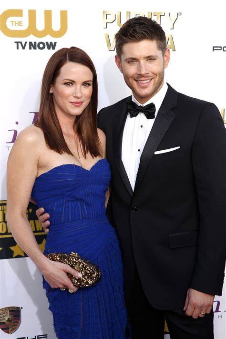 Jensen Ackles and Danneel Harris Ackles with their family and Oscar