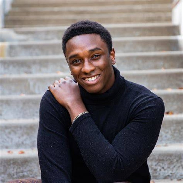 Jonathan Pierce - Age, Family, Bio