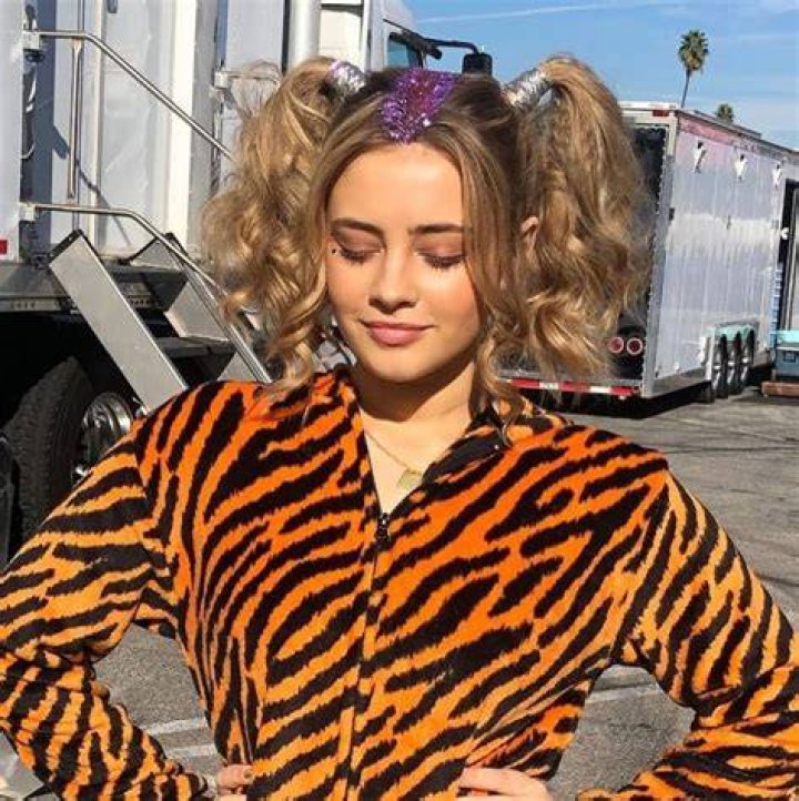 Josephine Langford Pets