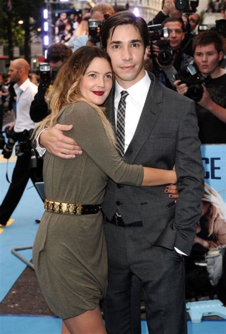 Justin Long dated his co-star, Maggi Q.