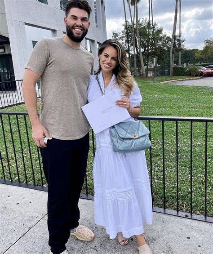 Is Kacie McDonnell married? Know her relationship history! Kacie McDonnell