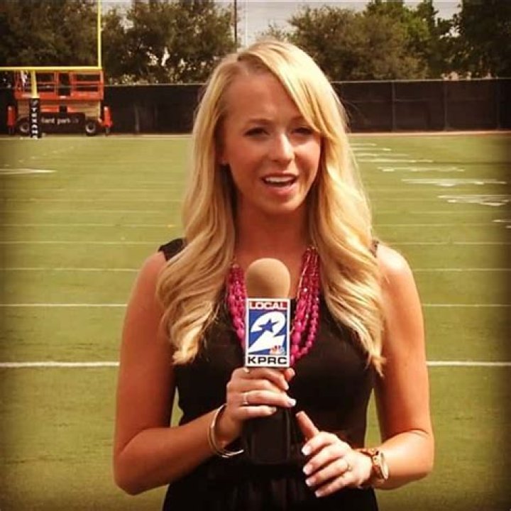 Kelsey Wingert Bio (Wiki) 