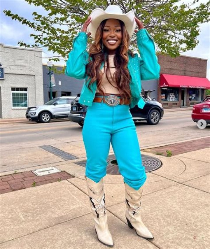 Laci Mosley Bio (Wiki) 