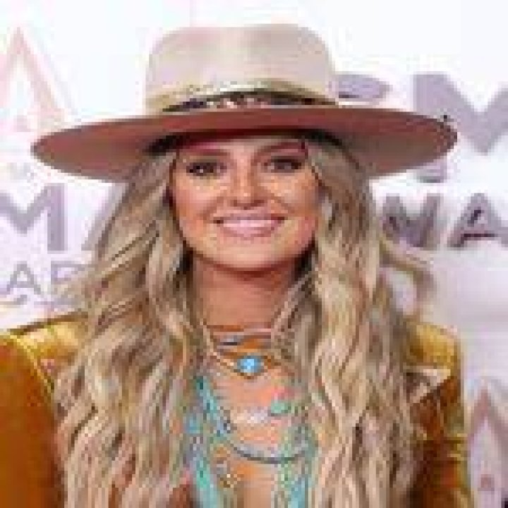 Lainey Wilson Bio (Wiki) 