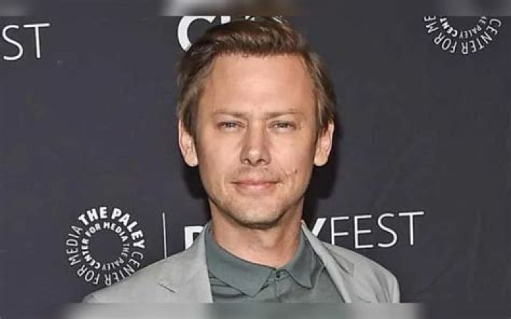 Let's Talk About Jimmi Simpson