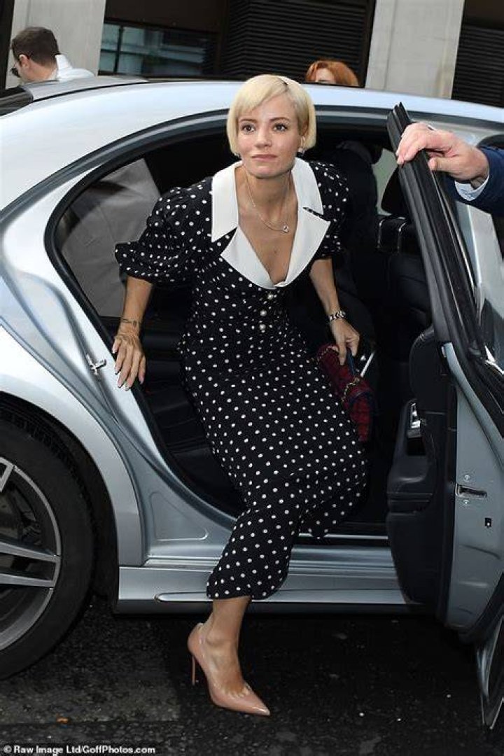 Lily Getting In Her Car (Source: Pinterest)