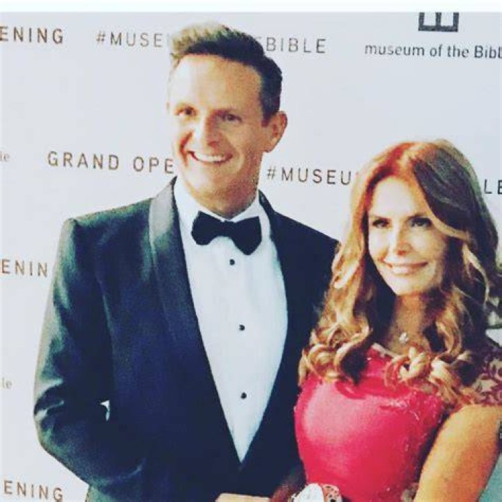 Mark Burnett Bio (Wiki) 