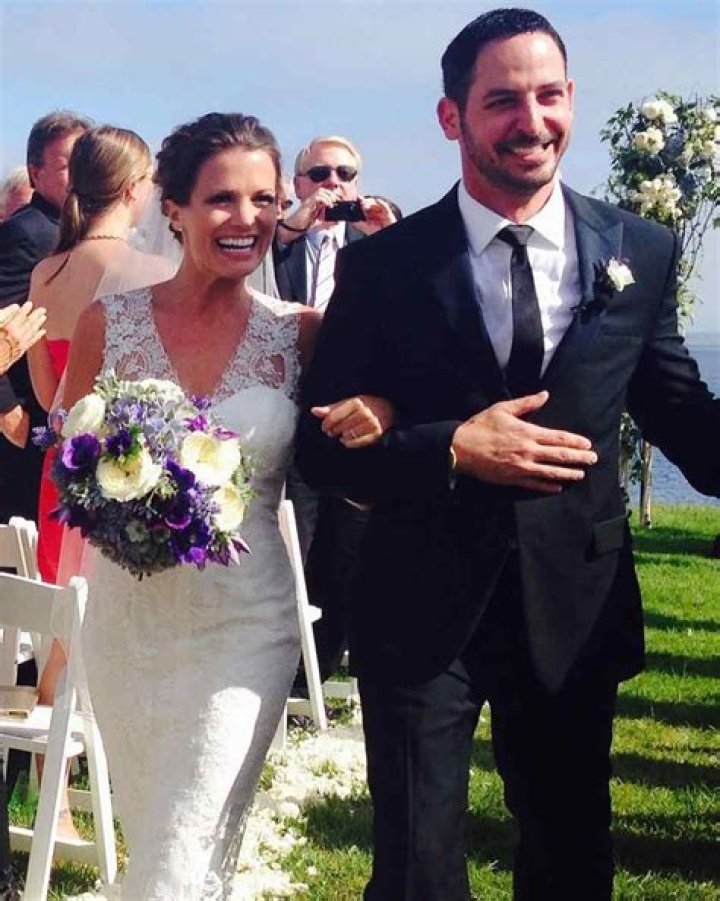 Melissa Claire Egan can’t wait to welcome baby boy after two miscarriages! Details on her wedding Melissa Claire Egan can’t wait to welcome baby boy after two miscarriages! Details on her wedding