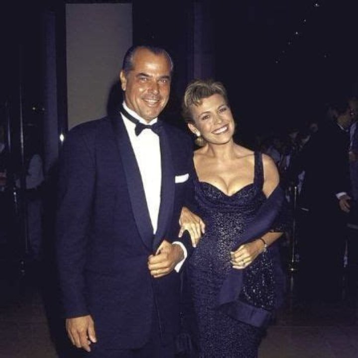 Melissa Mascari is married to American director George Santo Pietro since October 8, 2005.