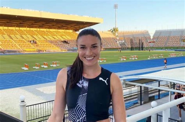 Michelle Jenneke Pets
