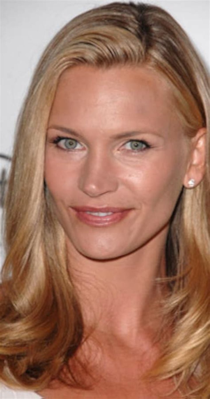 Natasha Henstridge Bio (Wiki) 