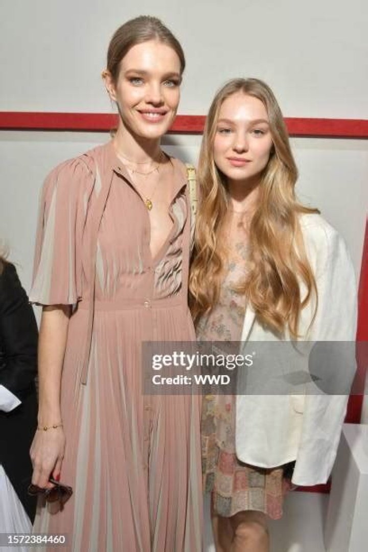  Neva Portman
