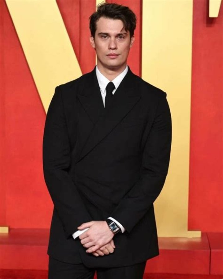 Nicholas Galitzine net worth