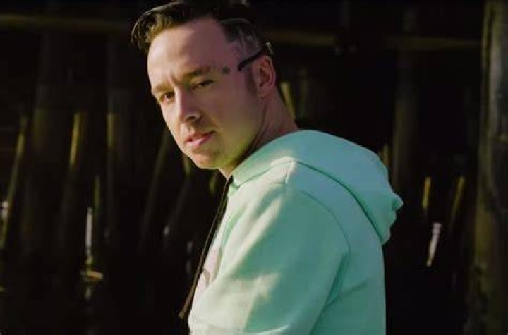 Rapper Jon James McMurray dies at age 34 while performing stunts on the wings of an airplane!