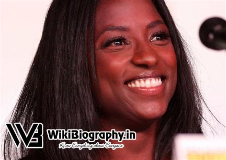 Rutina Wesley Bio (Wiki) 