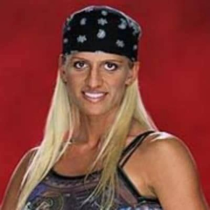 Sara Calaway Bio (Wiki) 