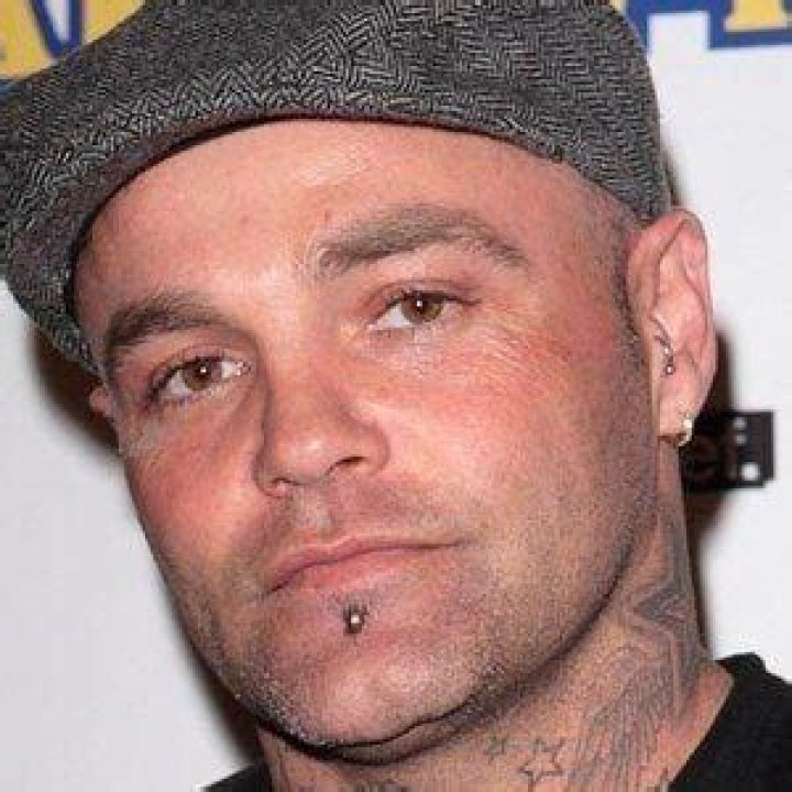 Seth Brooks Binzer - Age, Family, Bio