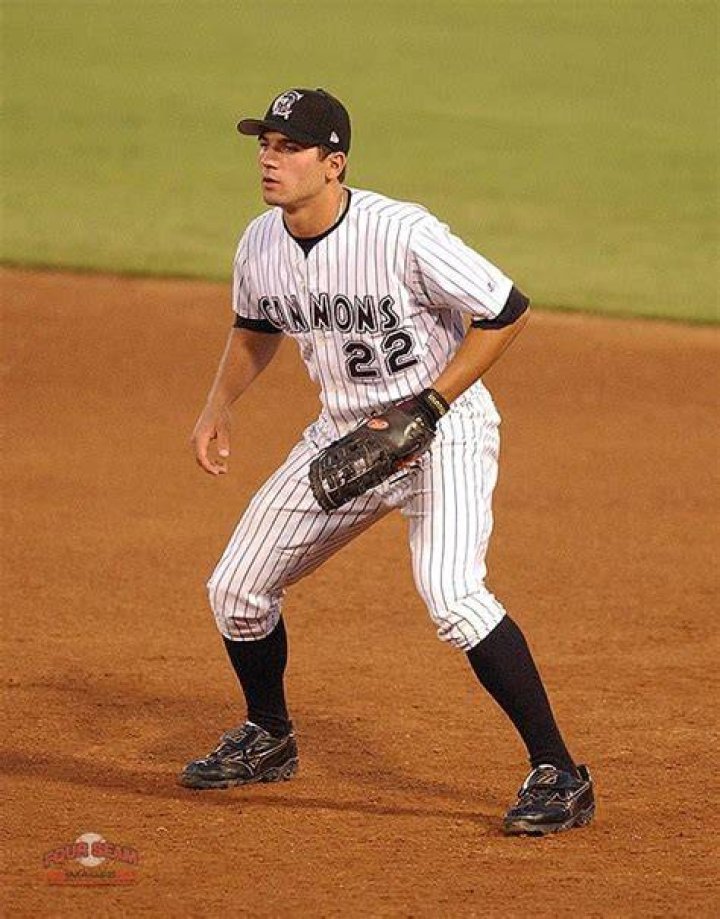 Votton playing for Potomac Cannons