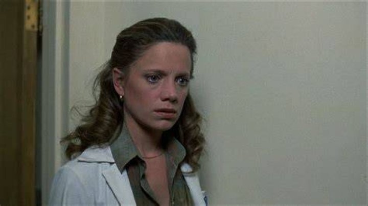 What is Gretchen Corbett doing today? Net Worth, Height, Wiki