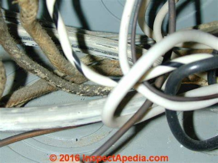 When did they stop using cloth wiring?