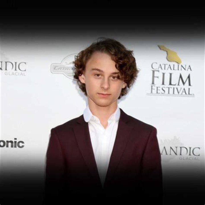 Wyatt Oleff Bio (Wiki) 