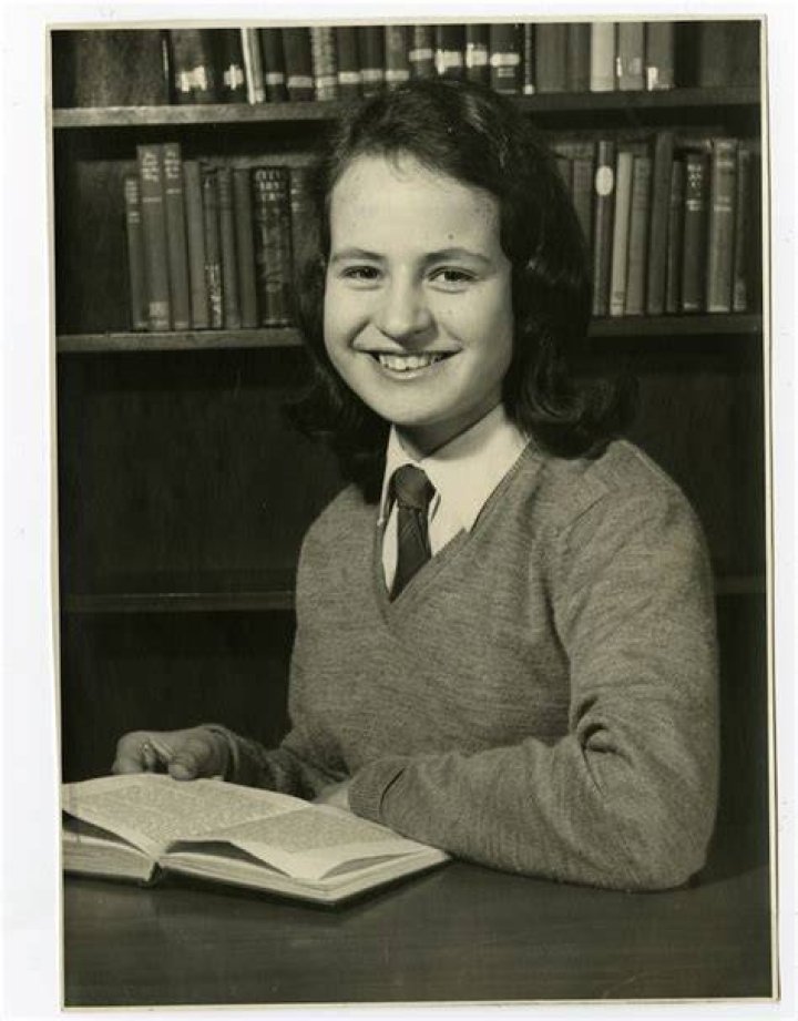 Young Jacqueline Wilson. Know about her early life, parents, and more